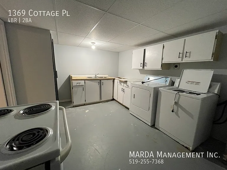 1369 Cottage Pl — Photo 30