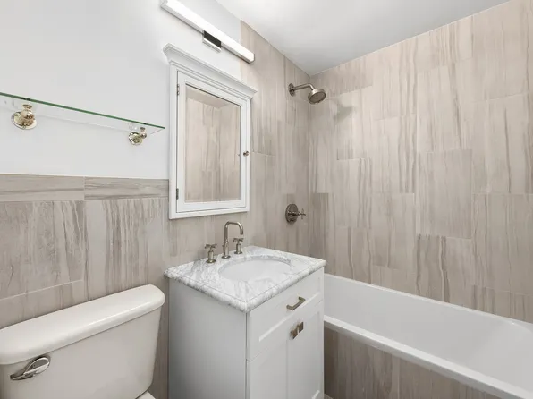 625 Main Street LL41 image 5 of 5
