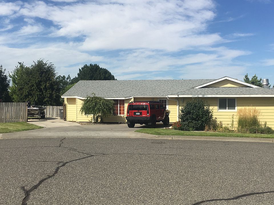 1st image of 4018 S Yelm Ct