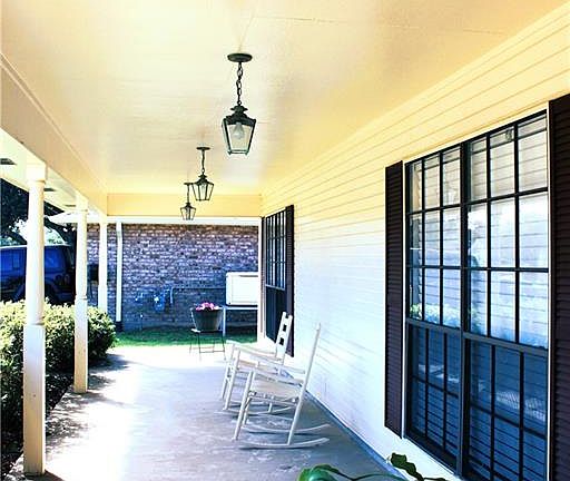 3rd image of 2239 Pine Valley Dr