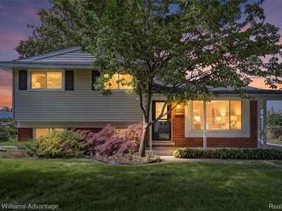 35838 Canyon Dr, Westland, MI, 48186