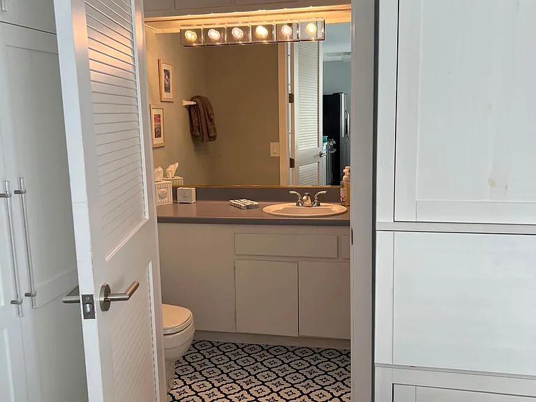 4627 Ocean Blvd #220 — Photo 9