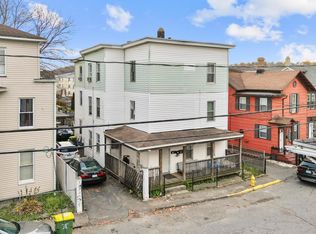 38 E Dover St, Waterbury, CT 06706