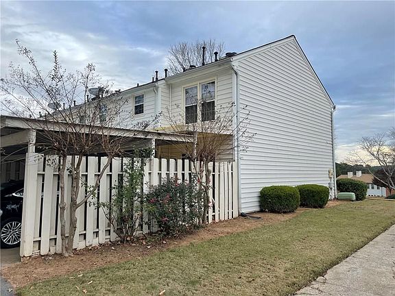 3rd image of 241 High Creek Dr