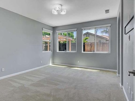 5th image of 1530 Alicia Way
