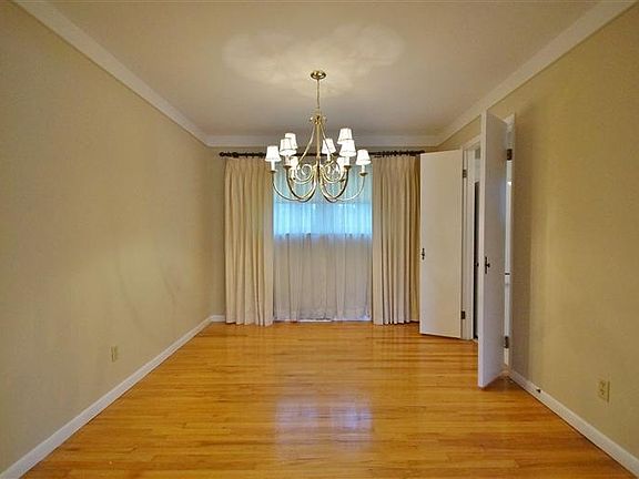 4th image of 2165 Rollingridge Ln