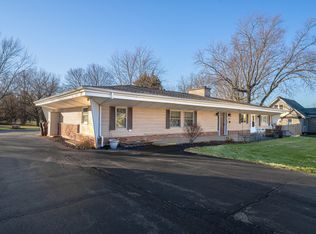 19420 Wolf Rd, Mokena, IL 60448