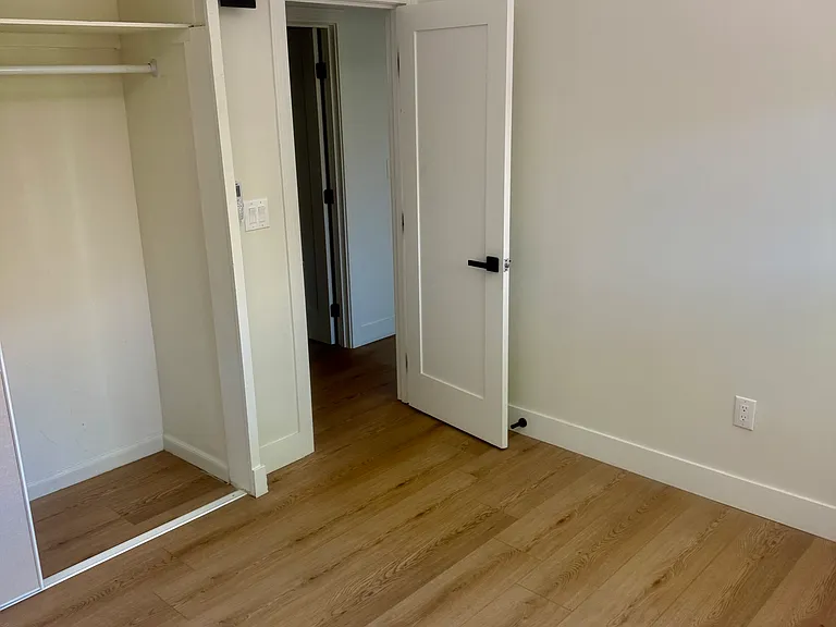 741 Valley View Ave — Photo 33