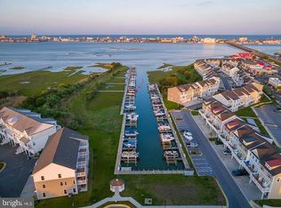 62 Seaside Dr, Ocean City, MD 21842