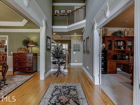 2nd image of 3990 Lantern Hill Dr