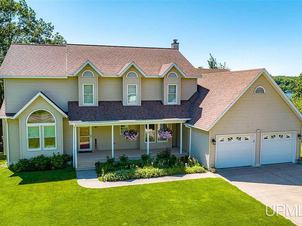 2160 Jasberg St, Hancock, MI 49930 Zillow