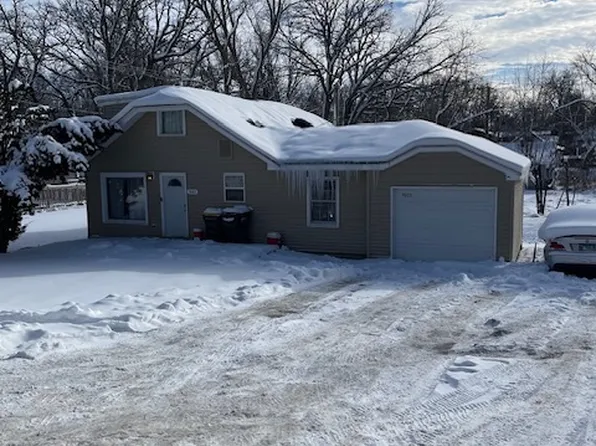 7603 Arbor Rd, Wonder Lake, IL 60097