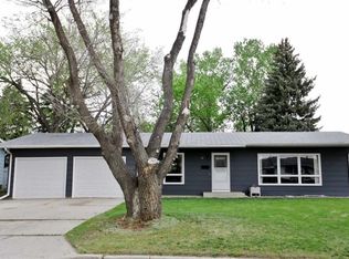 11 18th Ave SE, Minot, ND 58701