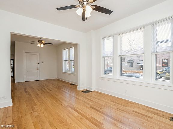 3rd image of 2543 N Francisco Ave APT 3