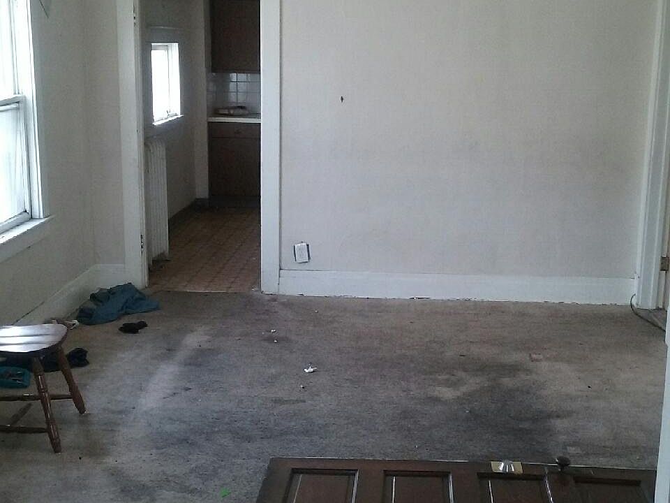 1st image of 73 Manitoba St