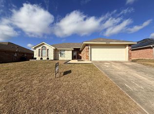 2205 Gail Dr, Copperas Cove, TX 76522