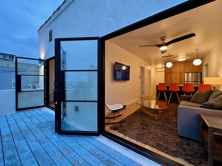 14 Nieto Ave — Photo 7