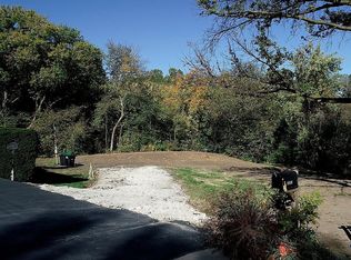 10652 Woolworth Ave, Omaha, NE 68124