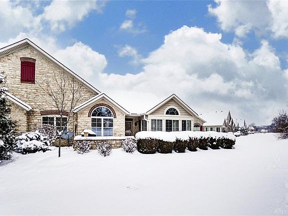 2nd image of 24 Scarborough Village Dr #24