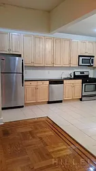 Rented by Hillel Realty Group