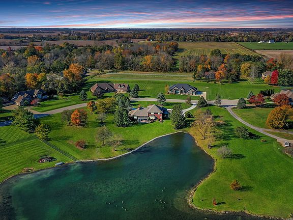 3rd image of 10874 Fawn Lake Dr