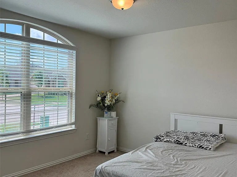 9125 Acre Meadows Ln — Photo 7