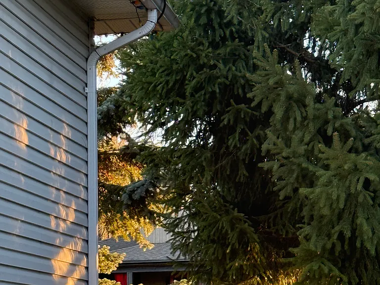 Brenda Dr — Photo 33