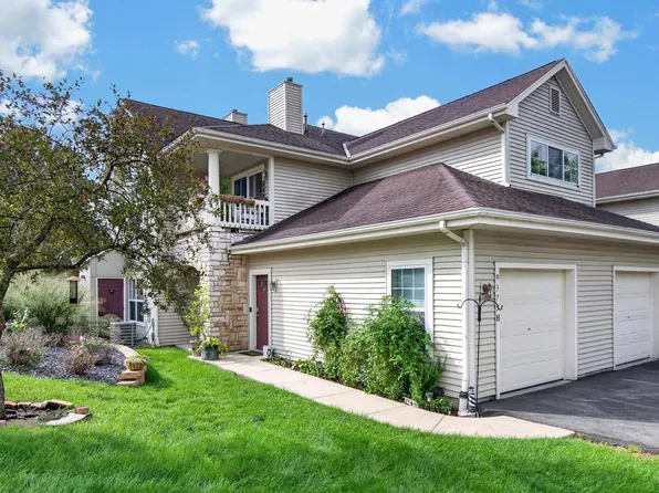 9375 S Cobblestone WAY #H, Franklin, WI 53132