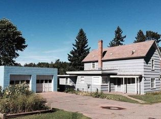 201 Zoberlein St, Ishpeming, MI 49849