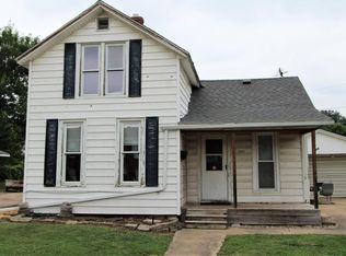 740 2nd Ave S, Clinton, IA 52732
