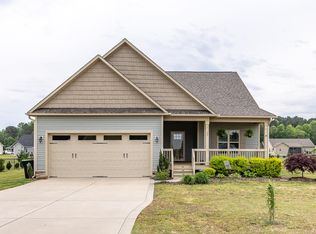 77 Rickenbacker Dr, Zebulon, NC 27597