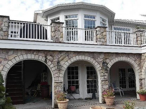 3rd image of 4977 Station House Dr