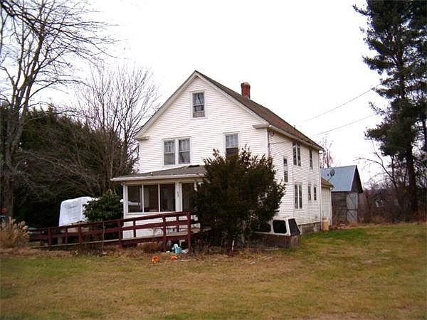 2nd image of 523 Hadley Rd