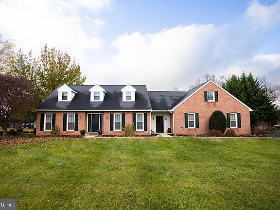2nd image of 5535 Honey Rock Ct