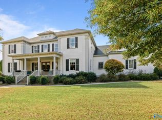19 McMullen Ln SE, Gurley, AL 35748