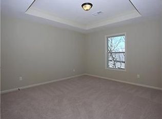 10123 N Maywood Ave, Kansas City, MO 64157