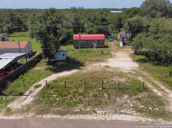 4414 LOST HILLS DR LOT 7, Elmendorf, TX 78112