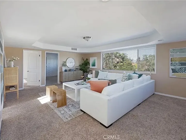 9844 Pangborn Ave — Photo 36