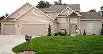 1st image of 58676 Lake Heather Ct