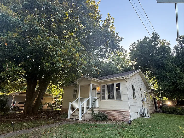 1146 S Jefferson Ave — Photo 1