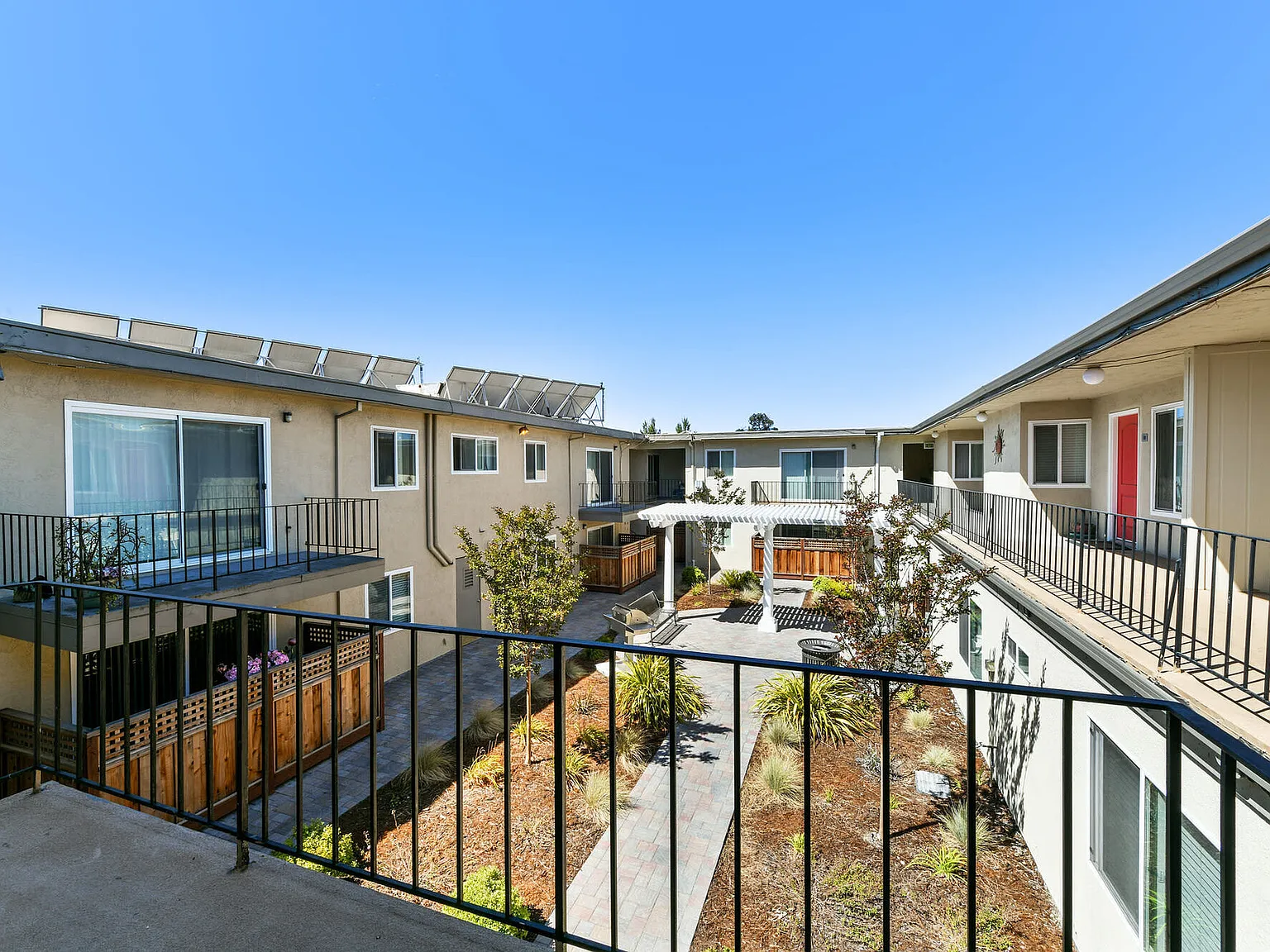 Marina Haven Apartments — Photo 1