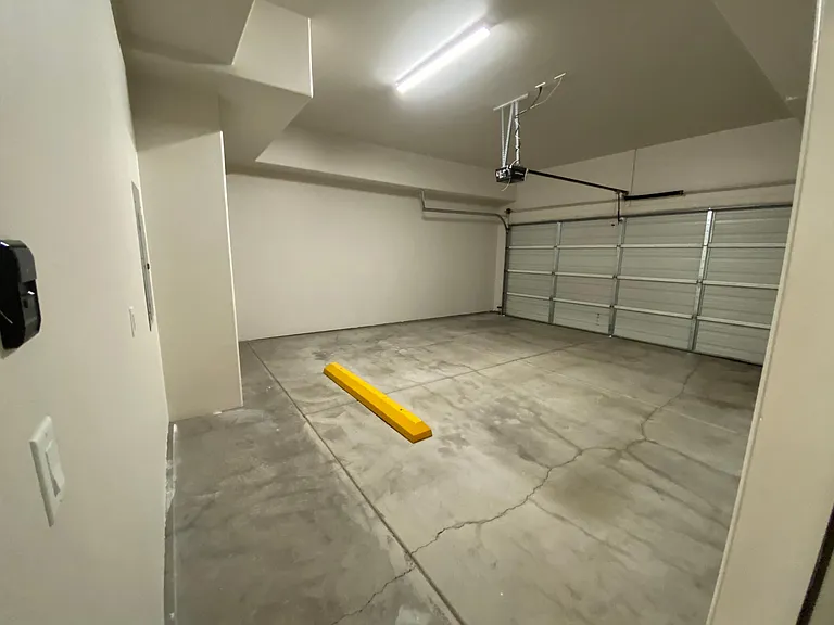 711 E Lester St #4 — Photo 10