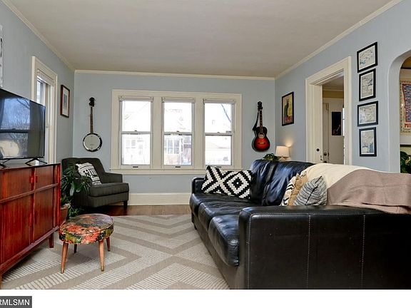 4th image of 864 Edmund Ave
