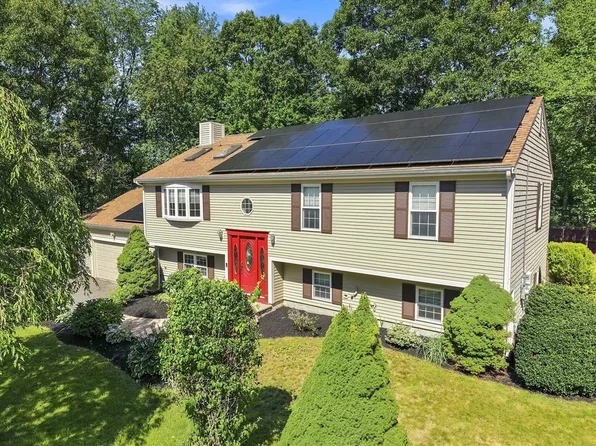 25 Butterfly Trl, Dartmouth, MA 02747