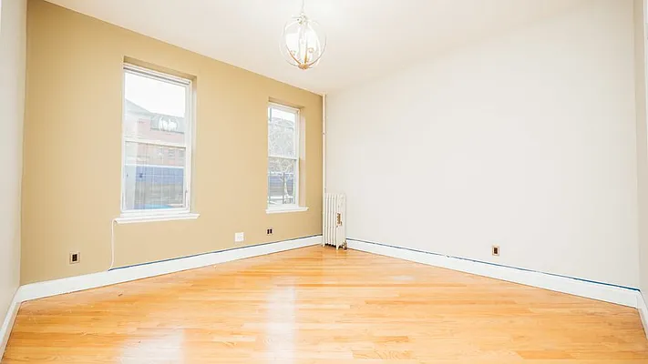 Rented by Nooklyn NYC LLC | media 9