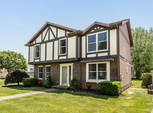 1196 Rathfon Cir, Saline, MI 48176