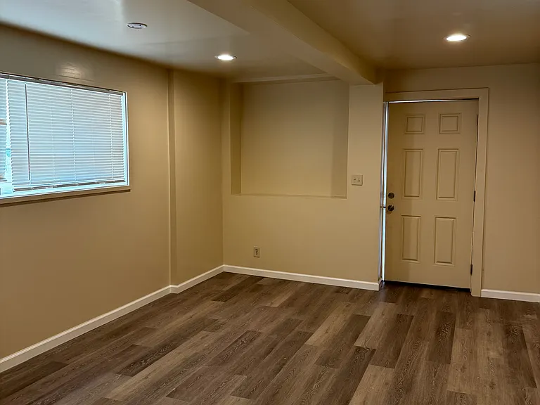 237 Lobos St — Photo 5