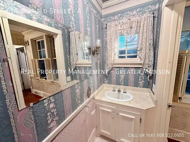 516 Garfield St #A — Photo 3