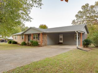 1610 Beckman Dr, Florence, AL 35630