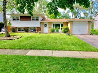 2552 Jonquil Ln, Woodridge, IL 60517